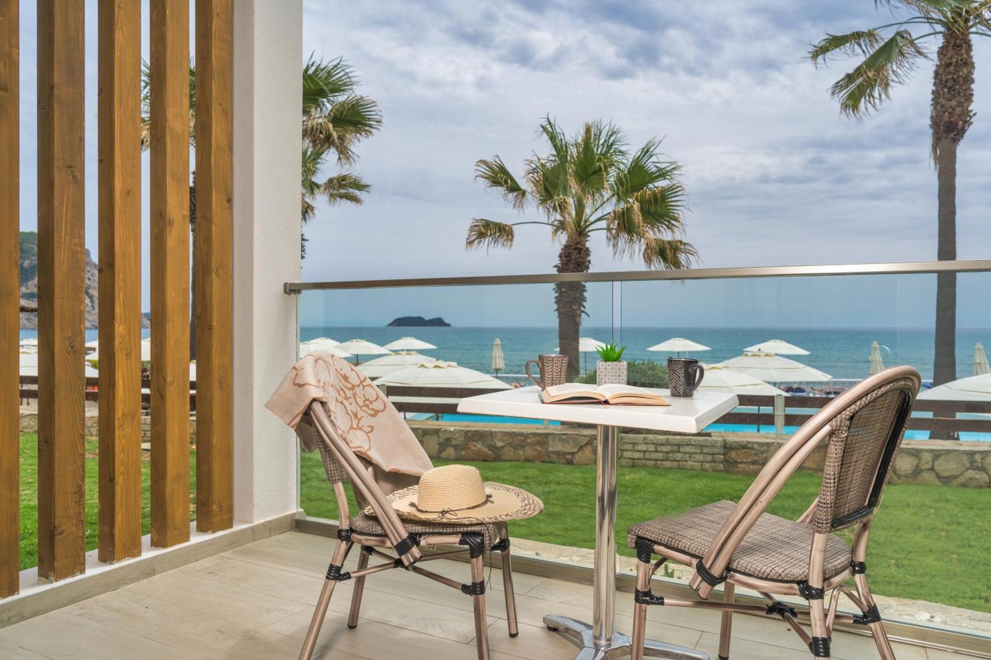 Crystal Beach Hotel กาลามากี ภายนอก รูปภาพ