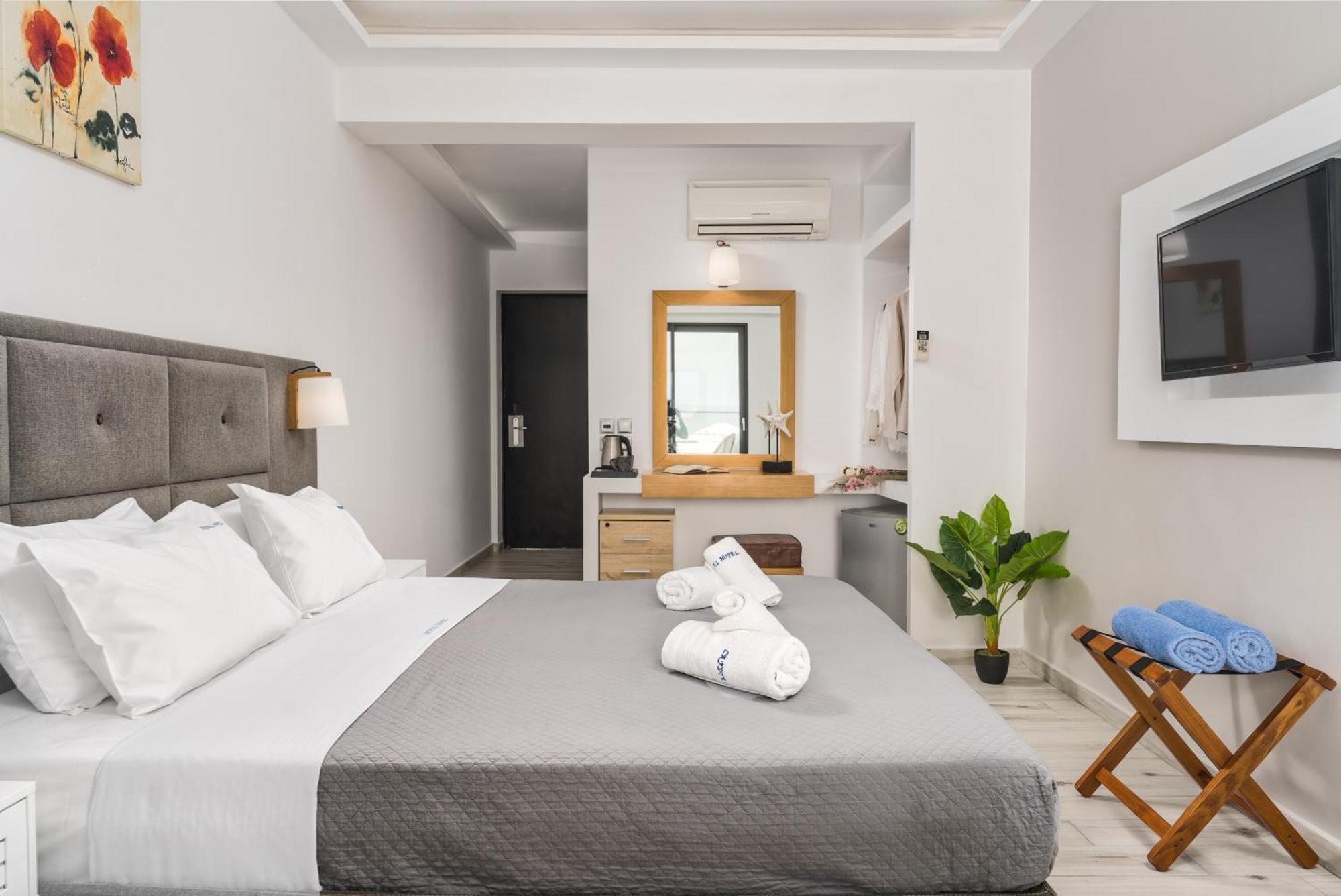 Crystal Beach Hotel กาลามากี ภายนอก รูปภาพ