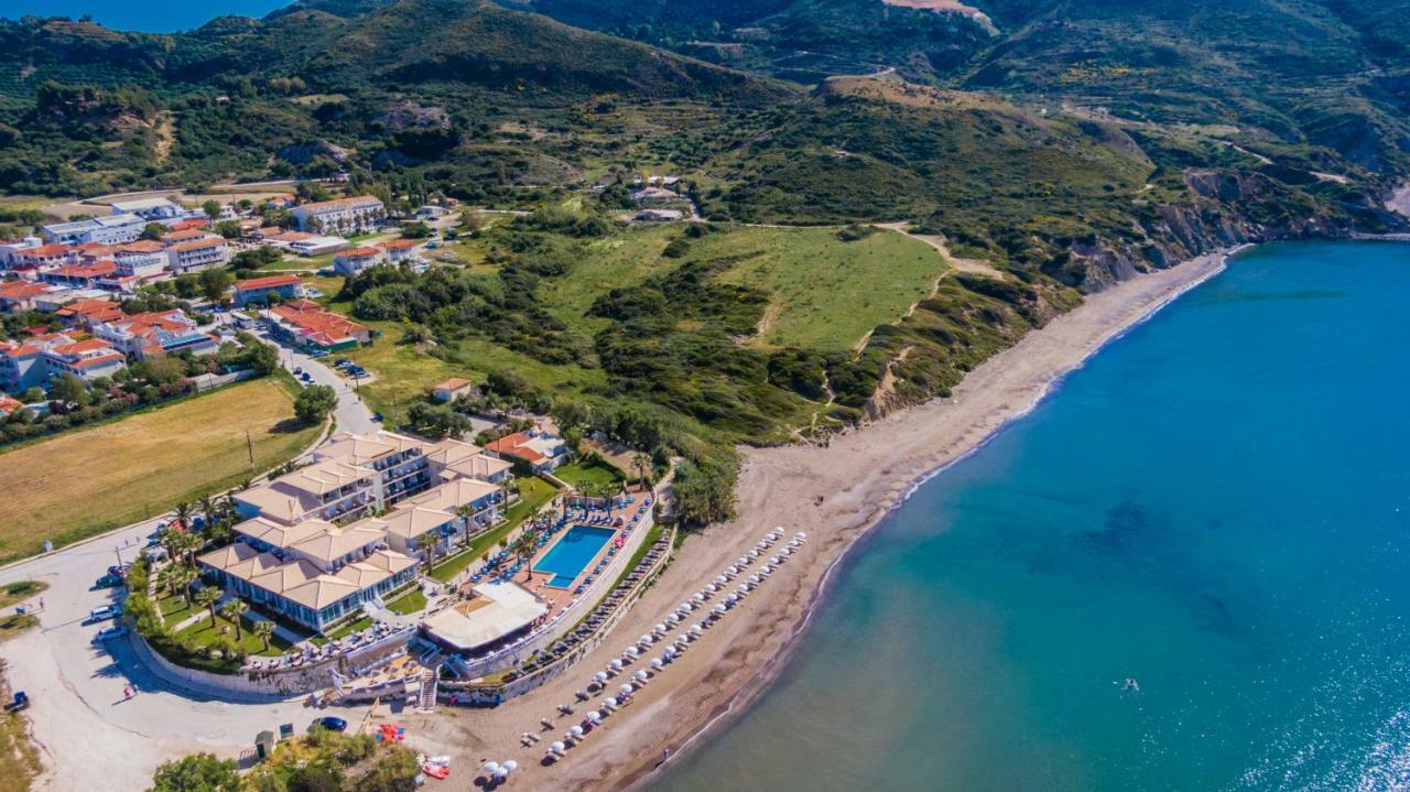 Crystal Beach Hotel กาลามากี ภายนอก รูปภาพ